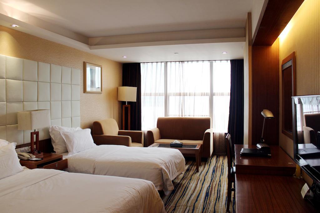 Shenzhen Luohu Railway Station Hotel - Commercial Building Værelse billede