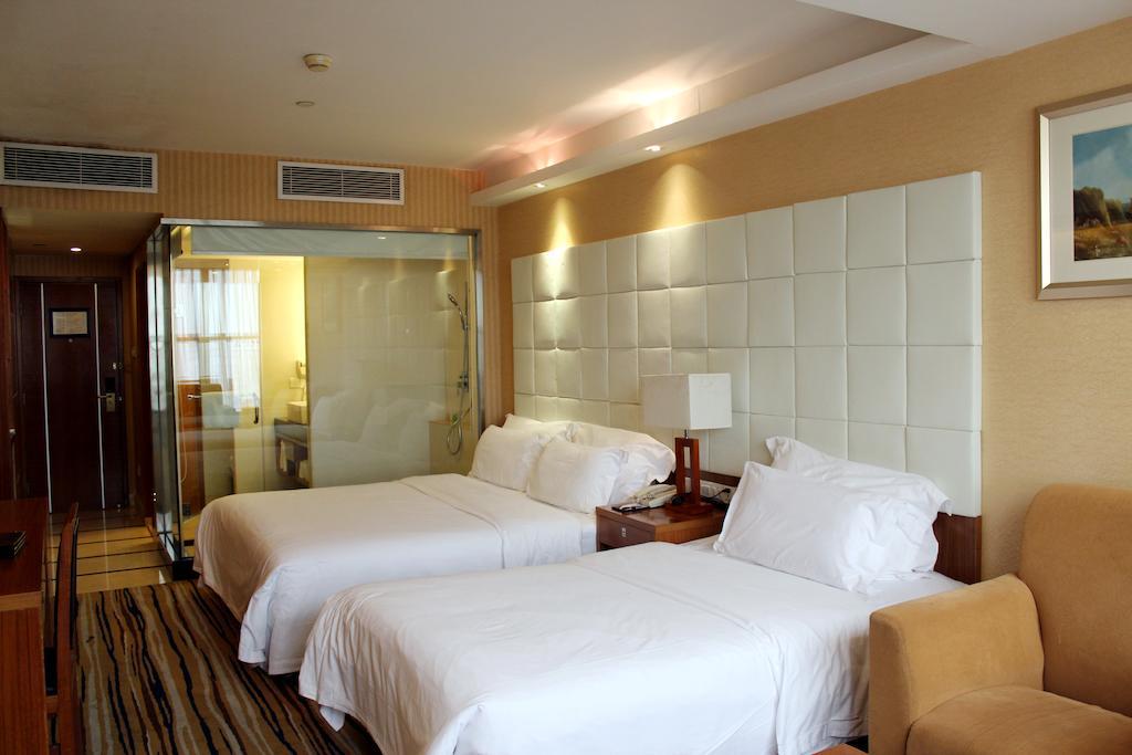 Shenzhen Luohu Railway Station Hotel - Commercial Building Værelse billede