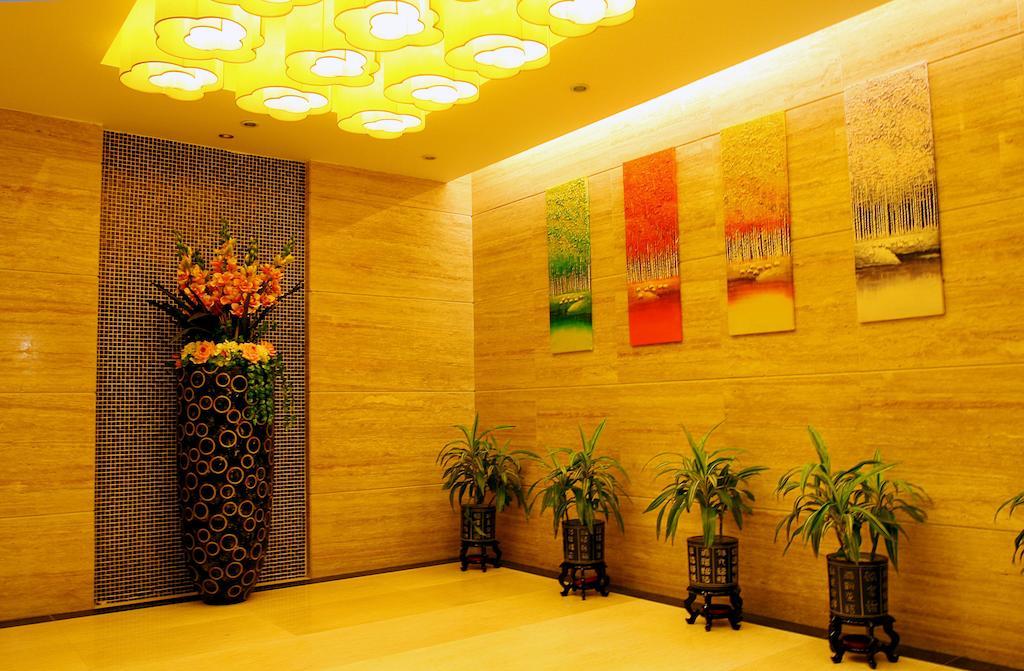 Shenzhen Luohu Railway Station Hotel - Commercial Building Eksteriør billede